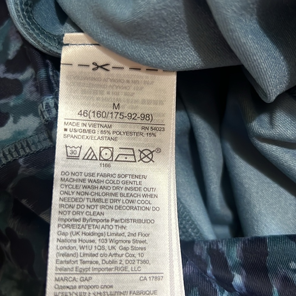 NWT GAP FIT BLUE LEOPARD PRINT LEGGINGS - Picture 6 of 9